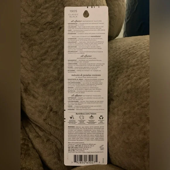 Waterproof Black Mascara by Burt’s Bees - Picture 7 of 16